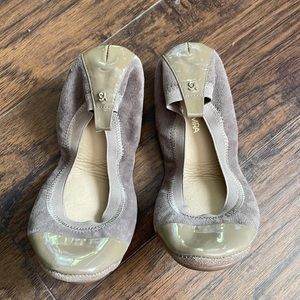 Yosi Samra  flats, size 8